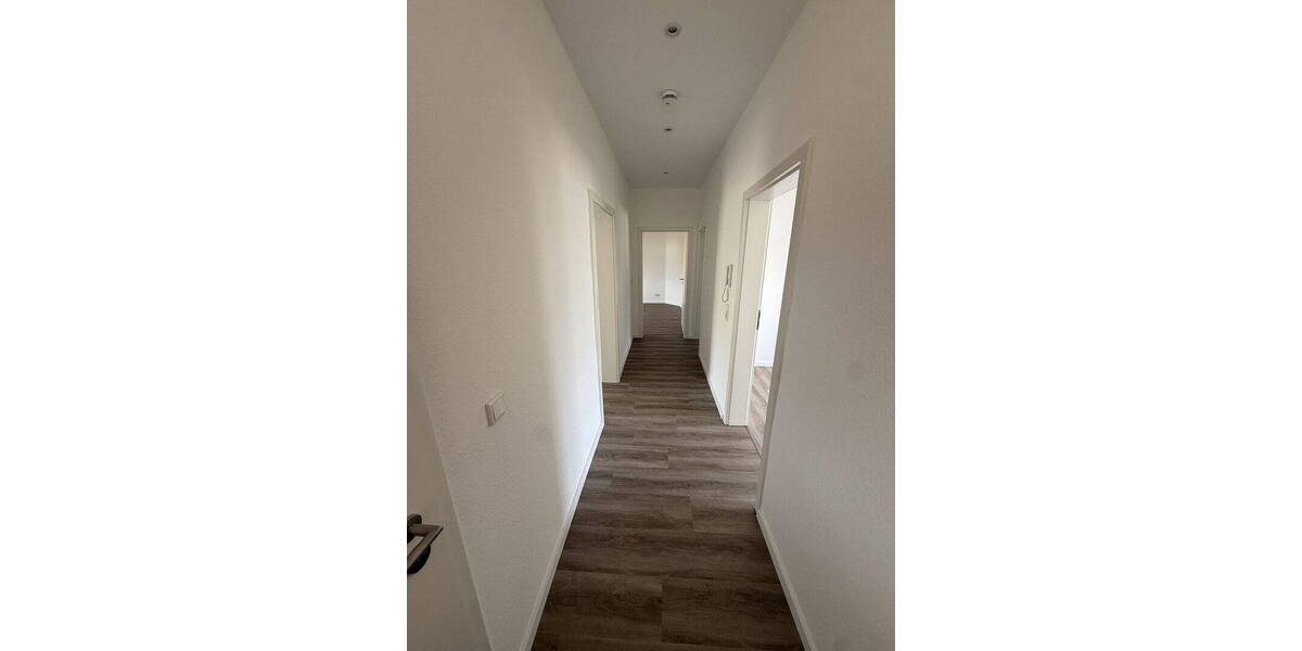Etagenwohnung Bad Nauheim - 3 Zimmer, 75 m&sup2;, 990&euro; | Angebot:26774886