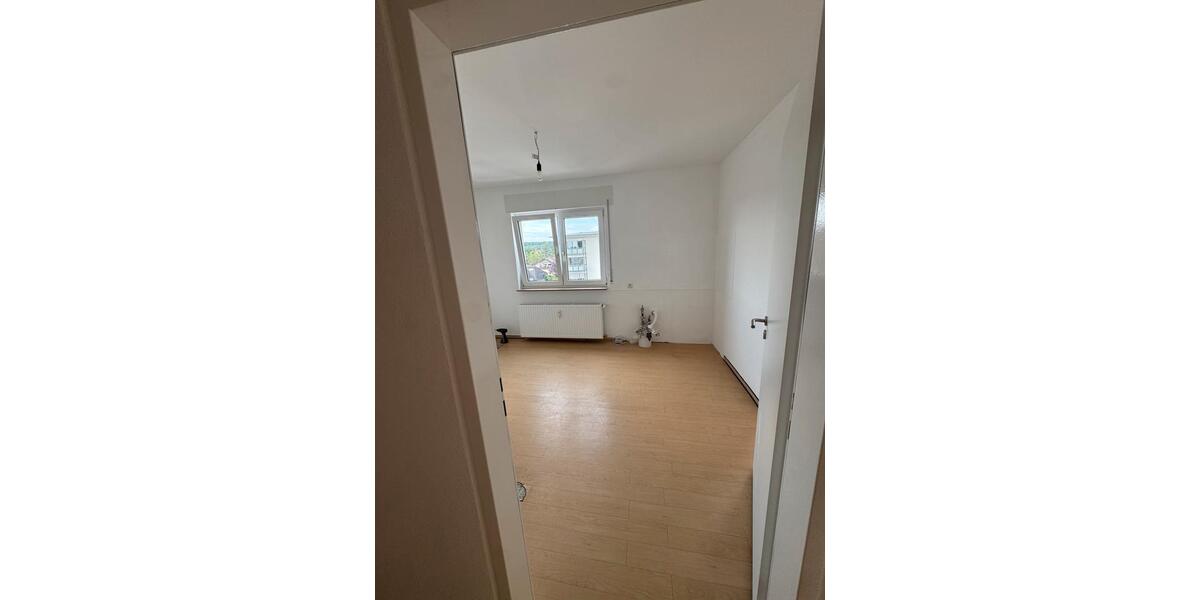 Etagenwohnung Pohlheim - 3 Zimmer, 92 m&sup2;, 269.000&euro; | Angebot:27083936