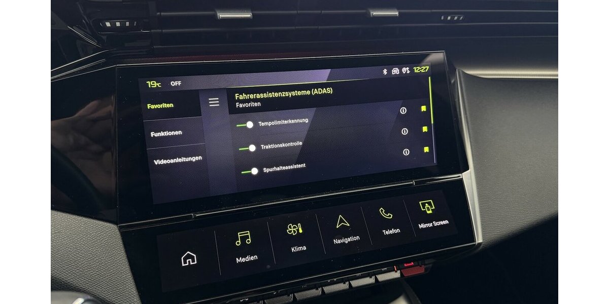 Peugeot 408 GT 130 PureTech EAT8 1.Hand 360° Kamera 21.400 km 24.250 &euro; Lich 35423