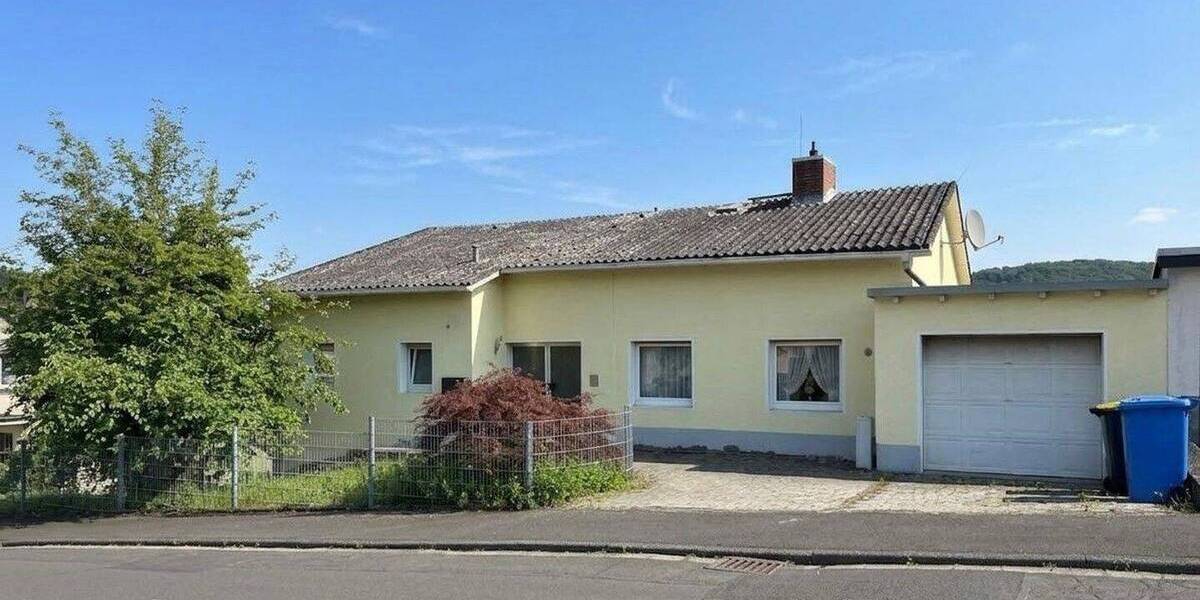 Mehrfamilienhaus, Wohnhaus Lollar - 7 Zimmer, 255 m&sup2;, 477.000&euro; | Angebot:26358908