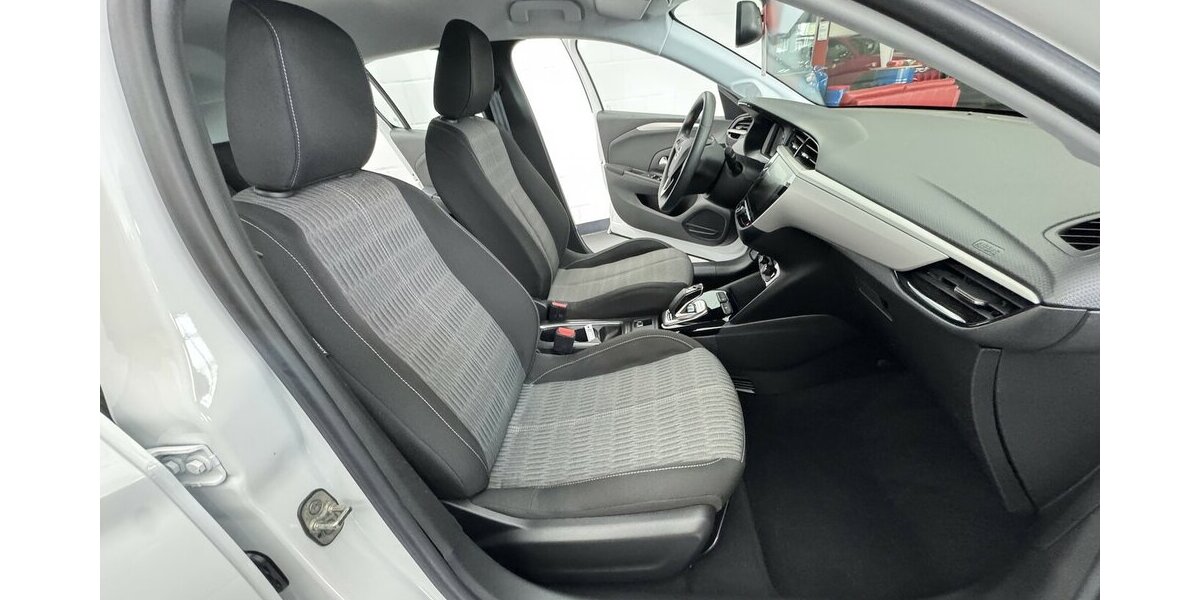 Opel Corsa e Edition 1.Hand 50 kWh Carplay Tempomat 30.900 km 14.220 &euro; Lich 35423