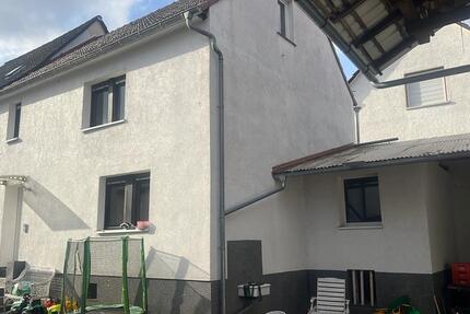 Haus Reiskirchen - 4 Zimmer, 150 m&sup2;, 330.000&euro; | Angebot:24941343