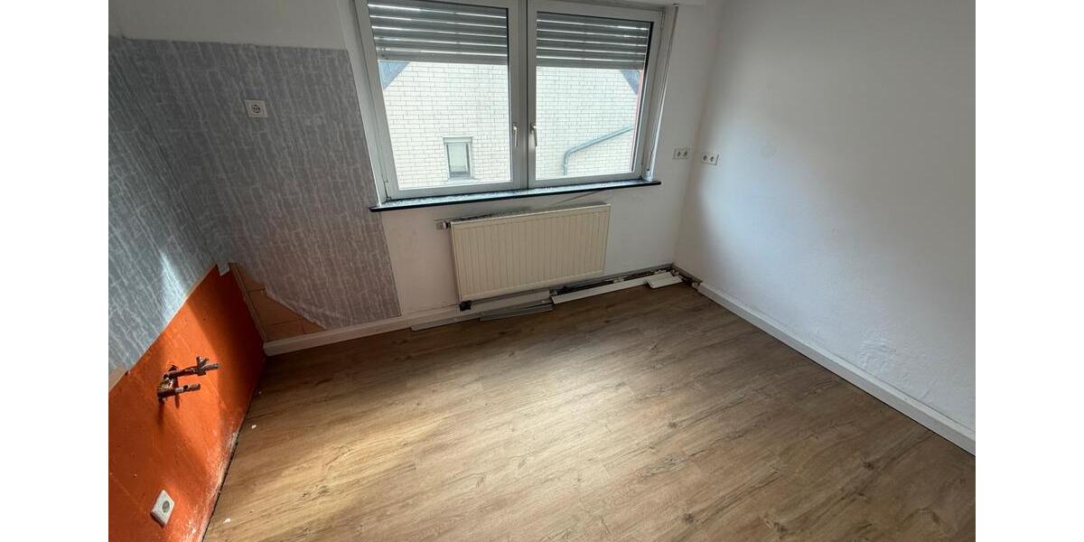 Etagenwohnung Waldbrunn (Westerwald) - 6 Zimmer, 120 m&sup2;, 960&euro; | Angebot:25905302