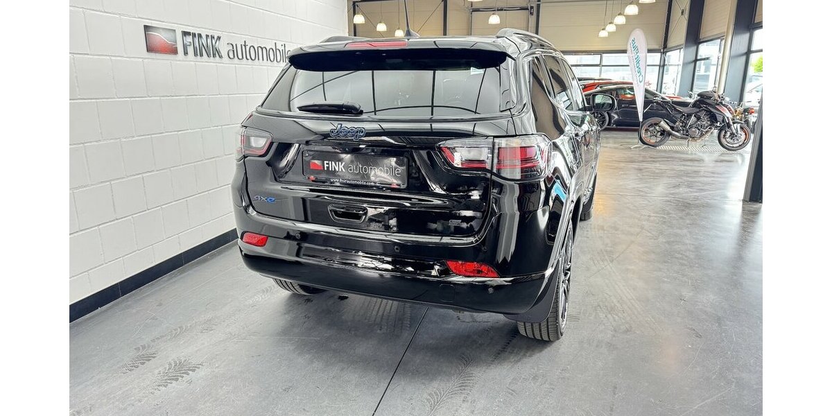 Jeep Compass S Plug-IN Hybrid 4WD 1.Hand Panoramadach 26.460 km 26.950 &euro; Lich 35423