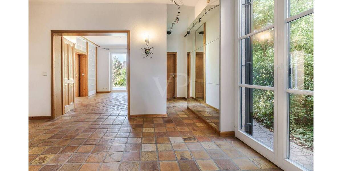 Einfamilienhaus Wehrheim - 8 Zimmer, 227 m&sup2;, 995.000&euro; | Angebot:25742958