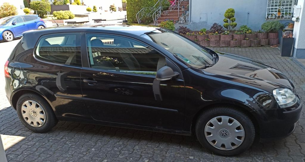 VW Golf 180.000 km 3.400 &euro; Reichartshausen 74934