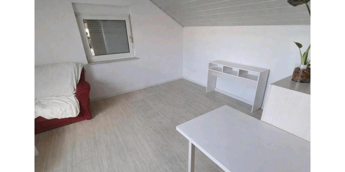 Dachgeschoßwohnung Gießen Allendorf - 2 Zimmer, 64 m&sup2;, 700&euro; | Angebot:25920476