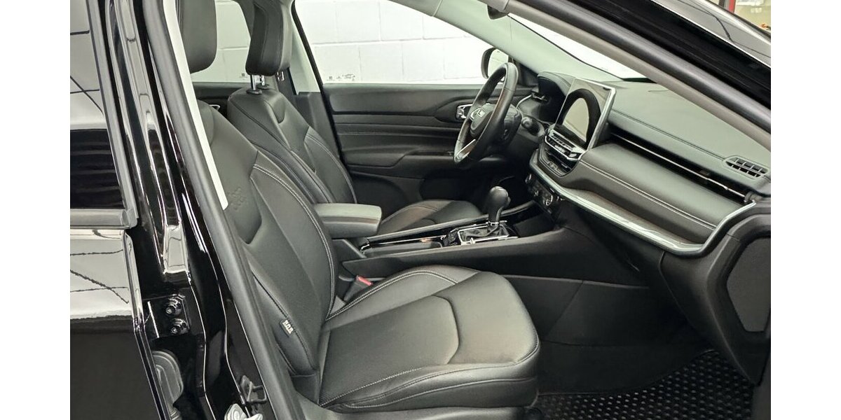 Jeep Compass S Plug-IN Hybrid 4WD 1.Hand Panoramadach 26.460 km 26.950 &euro; Lich 35423