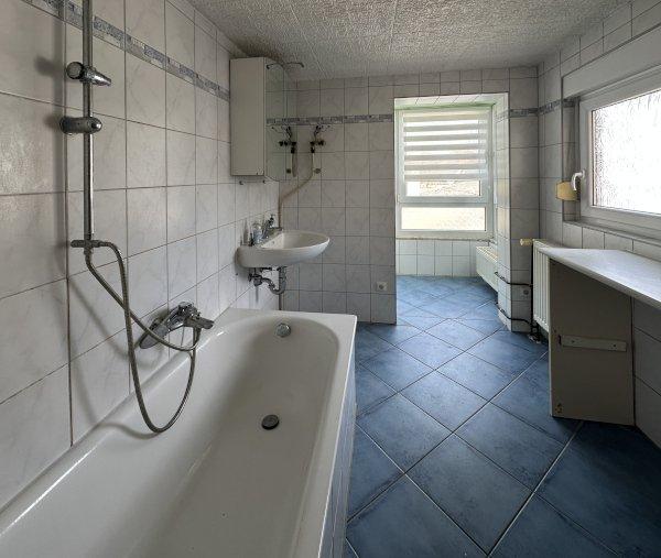 Einfamilienhaus Villmar - 5 Zimmer, 168 m&sup2;, 120.000&euro; | Angebot:26039507