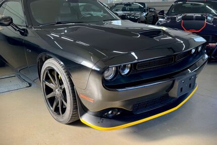 Dodge Challenger 54.300 km 28.991 &euro; Driedorf 35759