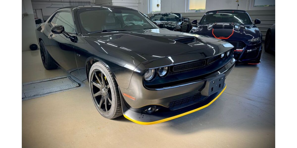Dodge Challenger 54.300 km 28.991 &euro; Driedorf 35759
