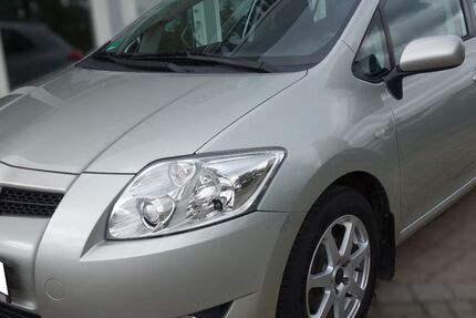Toyota Auris 143.000 km 4.999 &euro; Herborn 35745