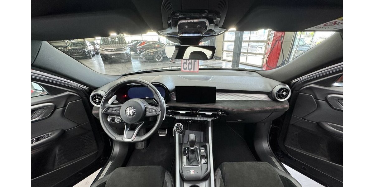 Alfa Romeo Tonale 1.5 VGT Veloce 48 V Hybrid LED 13.000 km 27.020 &euro; Lich 35423