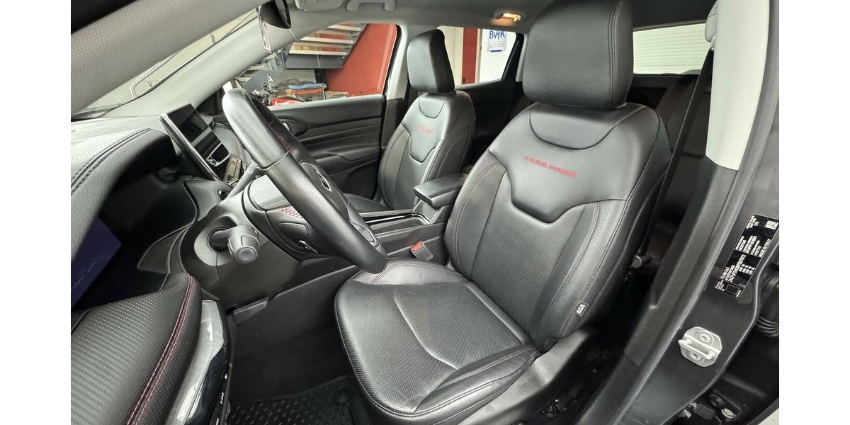 Jeep Compass Trailhawk Plug-In Hybrid 4WD LED 360CAM 27.100 km 26.660 &euro; Lich 35423