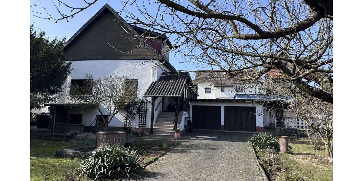 Einfamilienhaus Solms - 6 Zimmer, 140 m&sup2;, 248.000&euro; | Angebot:25429895