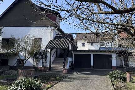 Haus Solms - 6 Zimmer, 140 m&sup2;, 248.000&euro; | Angebot:25429895