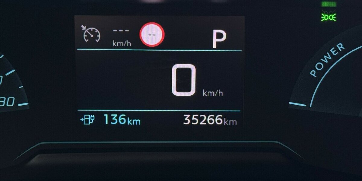 Peugeot 208 e- 136 Active Pack 1.Hand Carplay Sitzhzg 35.300 km 14.870 &euro; Lich 35423