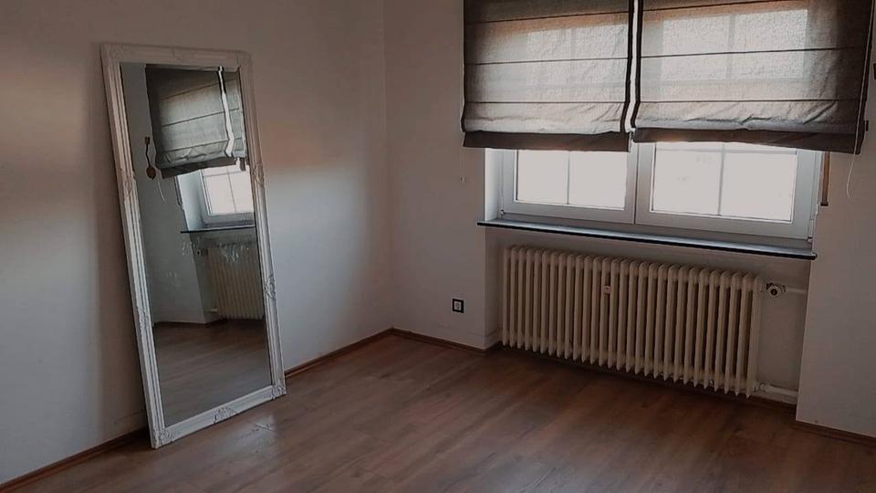 Etagenwohnung Weilrod - 4 Zimmer, 100 m&sup2;, 300.000&euro; | Angebot:26162807