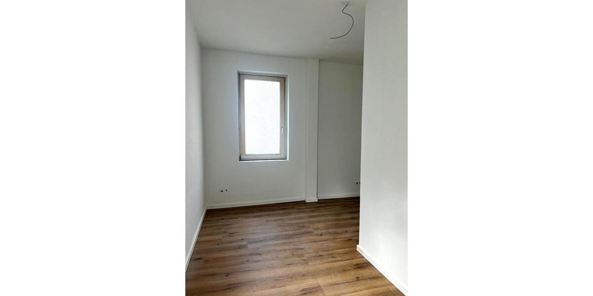 Erdgeschoßwohnung Gießen Schlangenzahl - 1 Zimmer, 20 m&sup2;, 450&euro; | Angebot:23056113