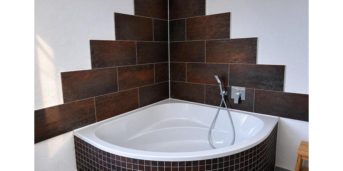 Einfamilienhaus Solms - 7 Zimmer, 210 m&sup2;, 390.000&euro; | Angebot:26738281