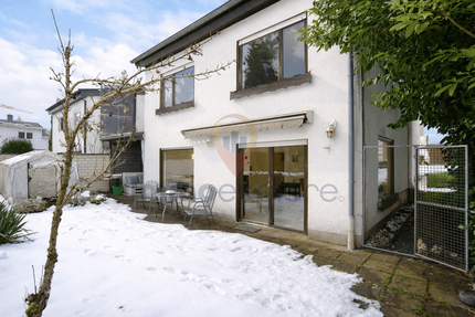 Haus Weilrod - 5 Zimmer, 121 m&sup2;, 299.000&euro; | Angebot:24998438