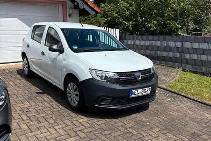 Dacia Sandero 80.000 km 4.690 &euro; Merenberg 35799