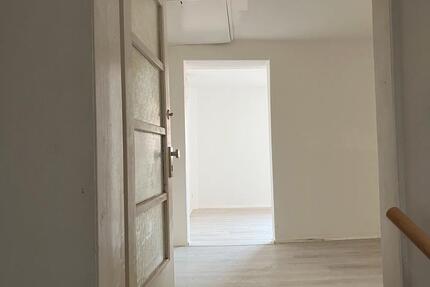 Wohnung Fernwald - 4 Zimmer, 98 m&sup2;, 700&euro; | Angebot:25444857