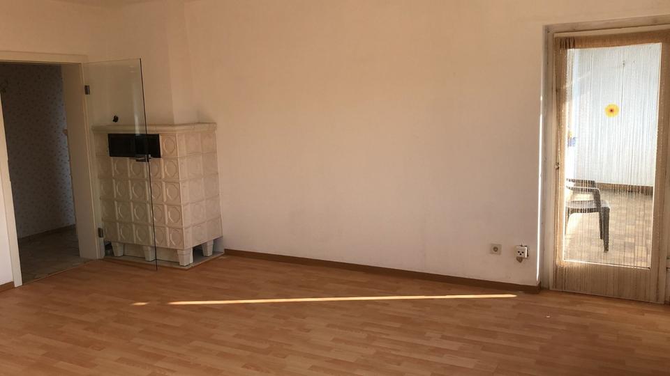 Etagenwohnung Hüttenberg - 4 Zimmer, 110 m&sup2;, 800&euro; | Angebot:25431425