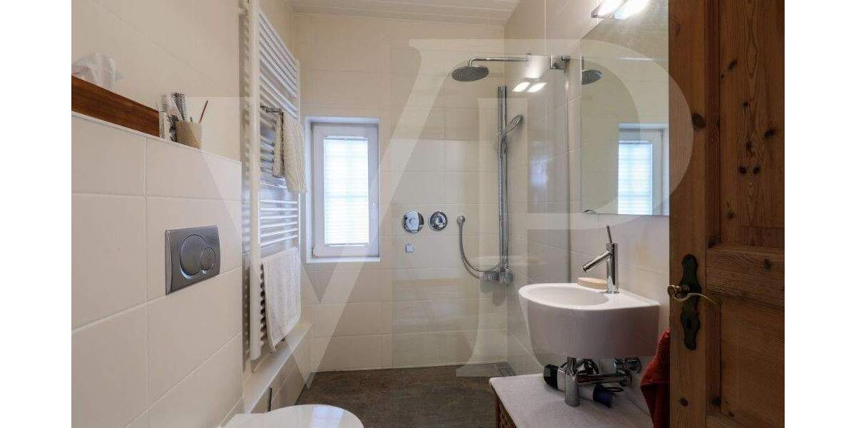 Einfamilienhaus Neu-Anspach Anspach - 7 Zimmer, 249 m&sup2;, 798.000&euro; | Angebot:25695532