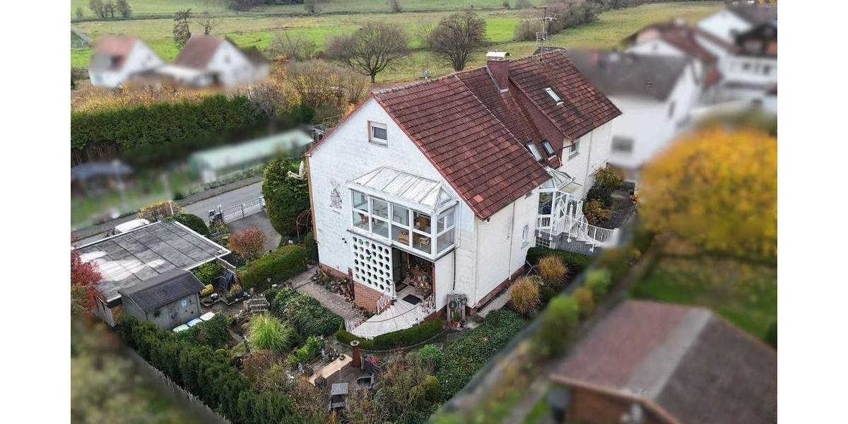 Mehrfamilienhaus, Wohnhaus Gladenbach / Mornshausen Mornshausen - 8 Zimmer, 280 m&sup2;, 299.000&euro; | Angebot:25736624