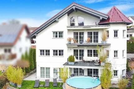 Haus Schöffengrund - 12 Zimmer, 475 m&sup2;, 949.000&euro; | Angebot:24119398