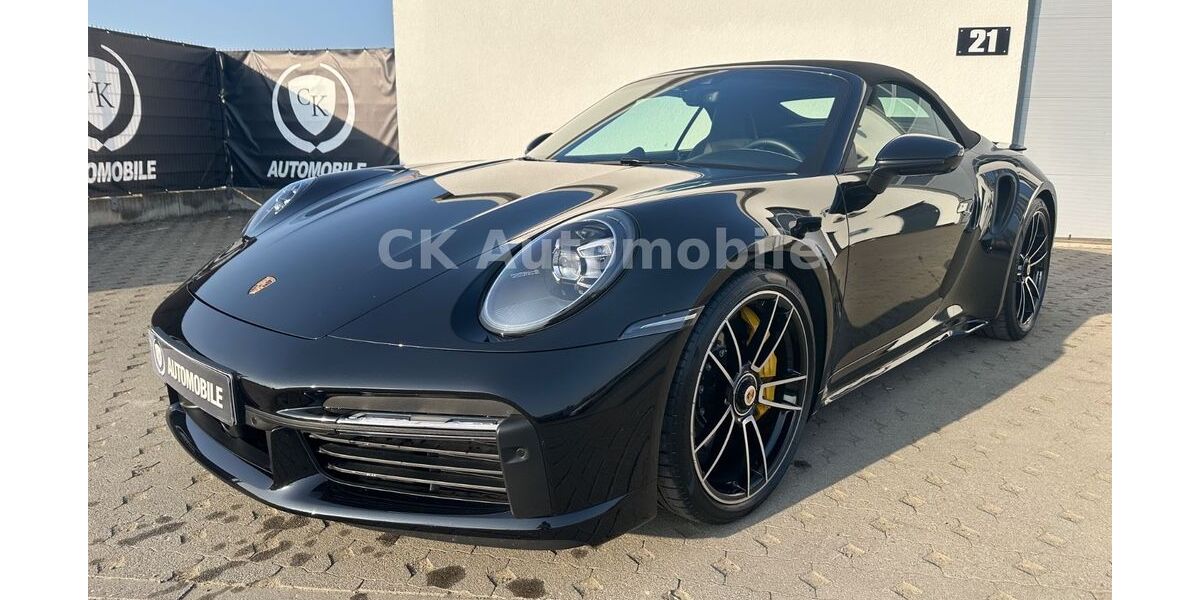Porsche 992 10.500 km 224.900 &euro; Solms 35606