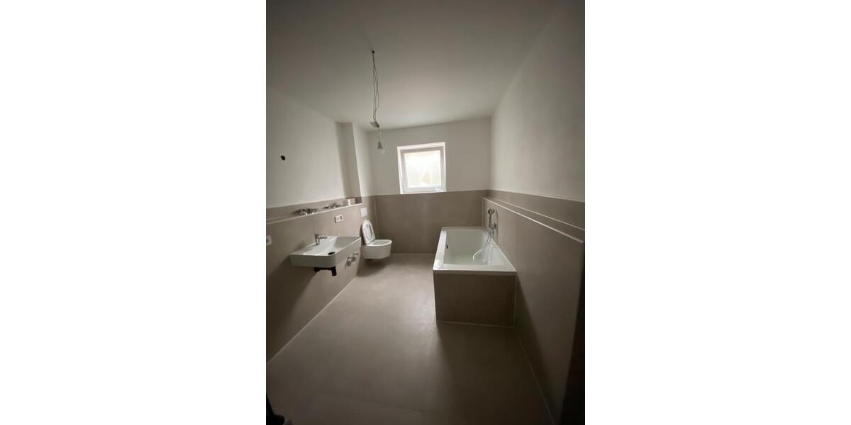 Etagenwohnung Weilburg - 3.5 Zimmer, 130 m&sup2;, 1.300&euro; | Angebot:26121904
