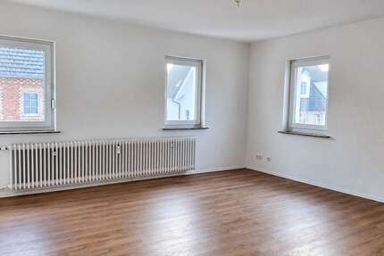 Wohnung Wetzlar / Dutenhofen Dutenhofen - 3 Zimmer, 85 m&sup2;, 850&euro; | Angebot:27505539