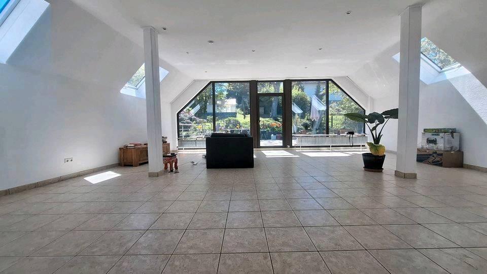 Einfamilienhaus Wehrheim - 5 Zimmer, 160 m&sup2;, 425.000&euro; | Angebot:26415377