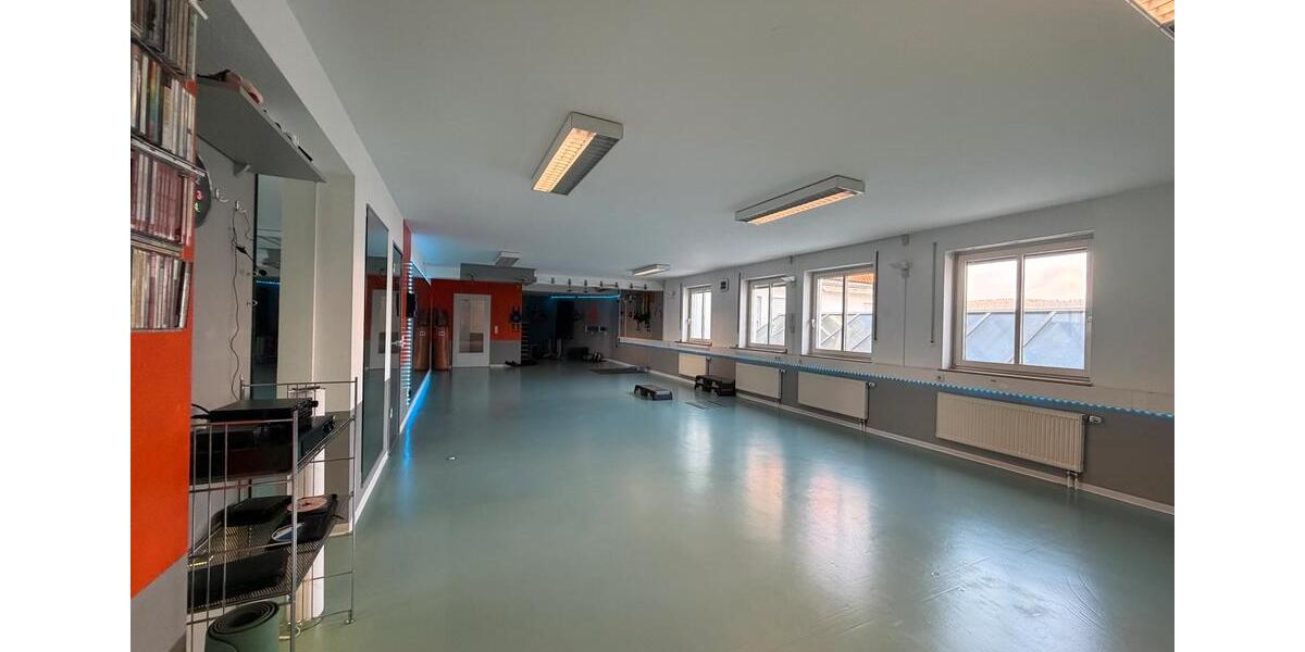 Gewerbeobjekt Solms - 1.050&euro; | Angebot:25979356