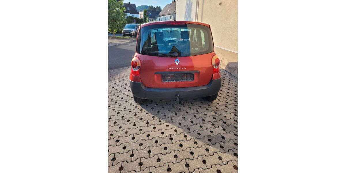 Renault Modus 109.000 km 2.000 &euro; Waldbrunn Hausen 65620
