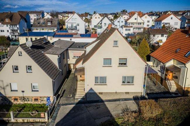 Einfamilienhaus Langgöns - 7 Zimmer, 153 m&sup2;, 330.000&euro; | Angebot:25876976