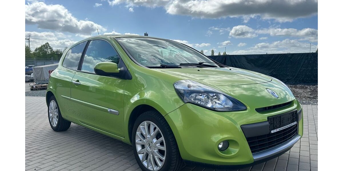 Renault Clio 155.000 km 2.650 &euro; Butzbach 35510