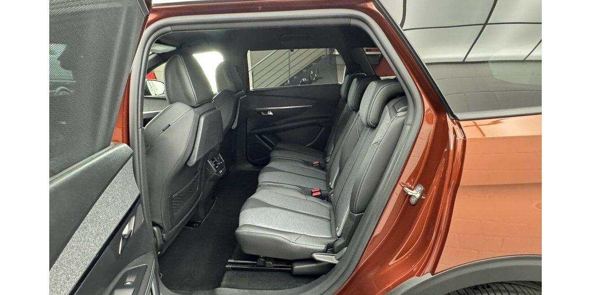Peugeot 5008 Puretech 130 Allure CarPlay Cam 17.210 km 21.470 &euro; Lich 35423