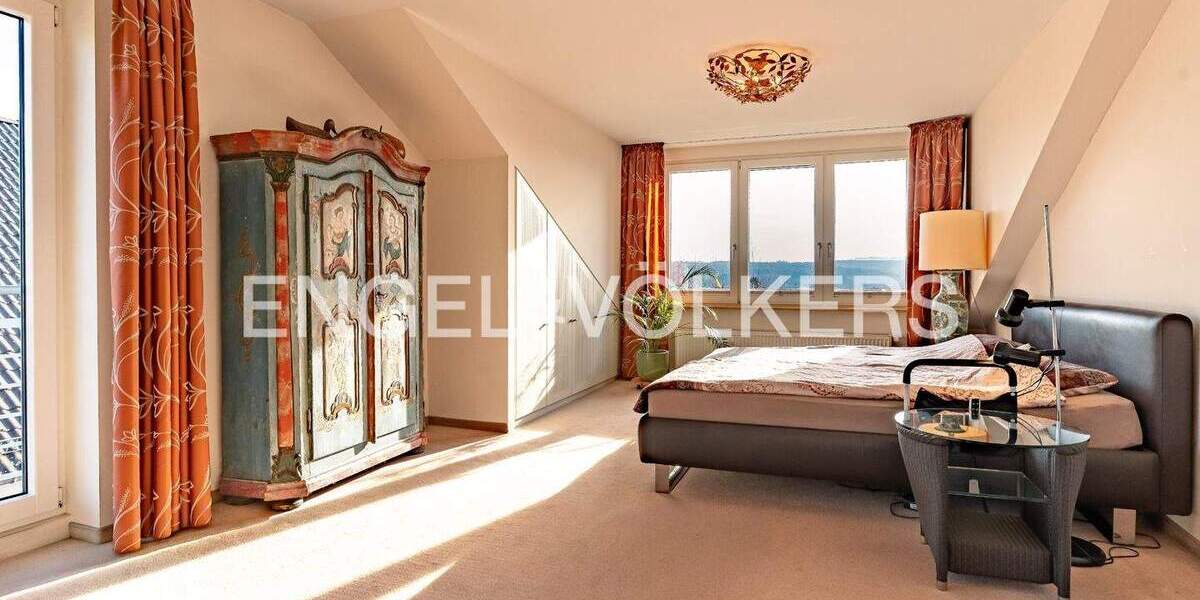 Einfamilienhaus Usingen - 8 Zimmer, 325 m&sup2;, 1.298.000&euro; | Angebot:25676871