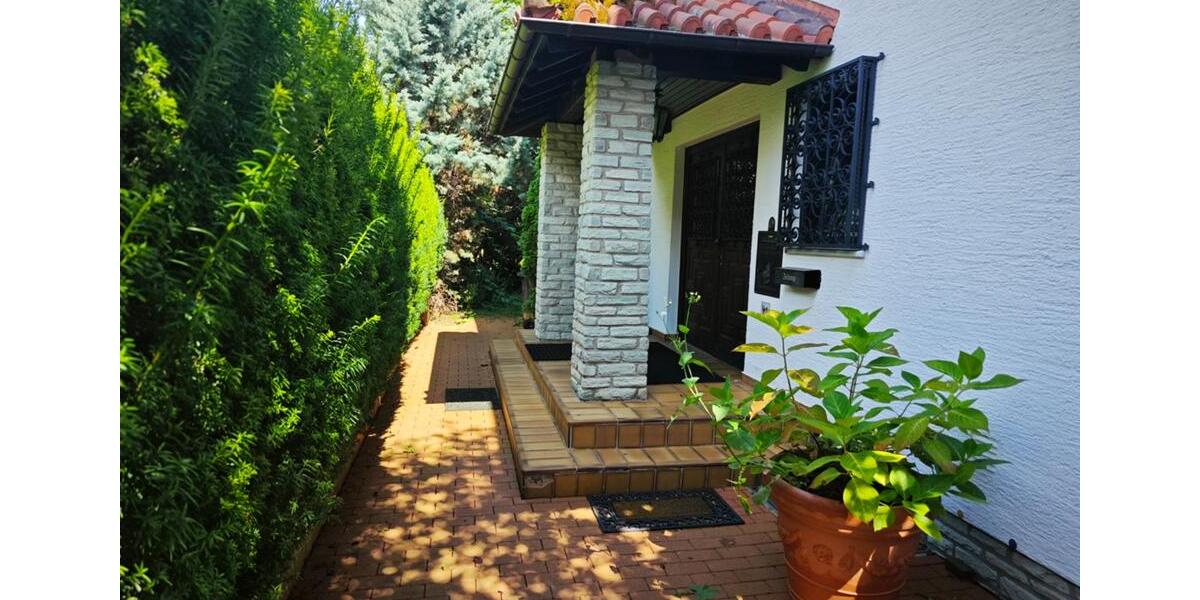 Einfamilienhaus Bad Nauheim - 10 Zimmer, 225 m&sup2;, 1.250.000&euro; | Angebot:21166315