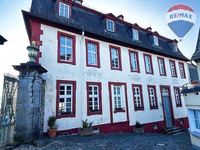 Etagenwohnung Weilburg - 3 Zimmer, 117 m&sup2;, 210.000&euro; | Angebot:25664424