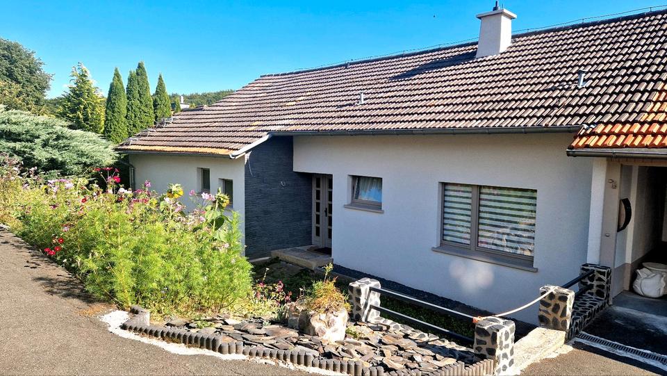 Einfamilienhaus Weilburg - 8 Zimmer, 230 m&sup2;, 385.000&euro; | Angebot:25400660