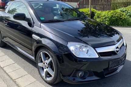 Opel Tigra 126.500 km 2.950 &euro; Butzbach 35510