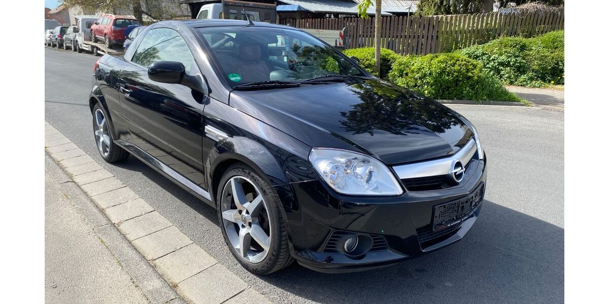 Opel Tigra 126.500 km 2.950 &euro; Butzbach 35510
