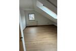 Dachgeschoßwohnung Münzenberg - 4 Zimmer, 110 m&sup2;, 950&euro; | Angebot:26618331