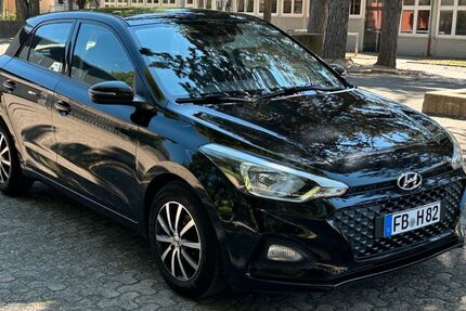 Hyundai i20 76.000 km 7.500 &euro; Wölfersheim 61200