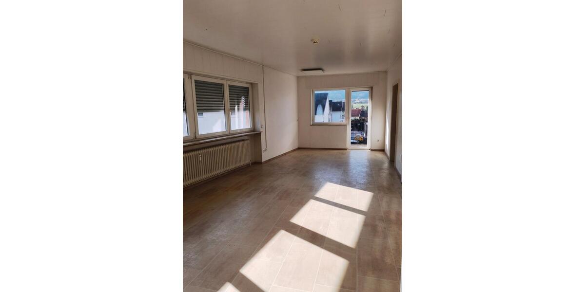 Etagenwohnung Rabenau - 2 Zimmer, 82 m&sup2;, 530&euro; | Angebot:25570246