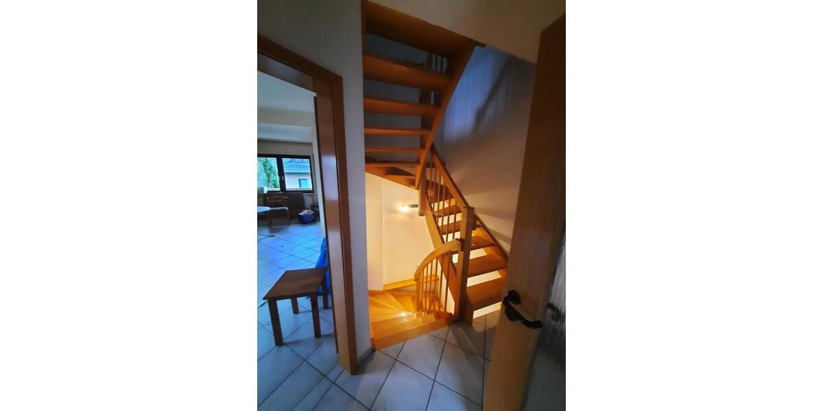 Doppelhaushälfte Weimar (Lahn) - 5 Zimmer, 114 m&sup2;, 315.000&euro; | Angebot:25393658